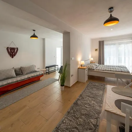Apartmany Pod Namestim 2 Telc Exterior photo