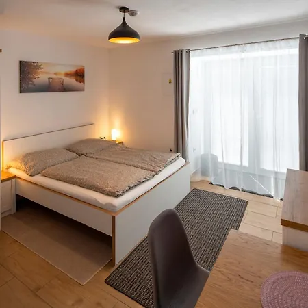 Apartmany Pod Namestim 2 Telc Exterior photo