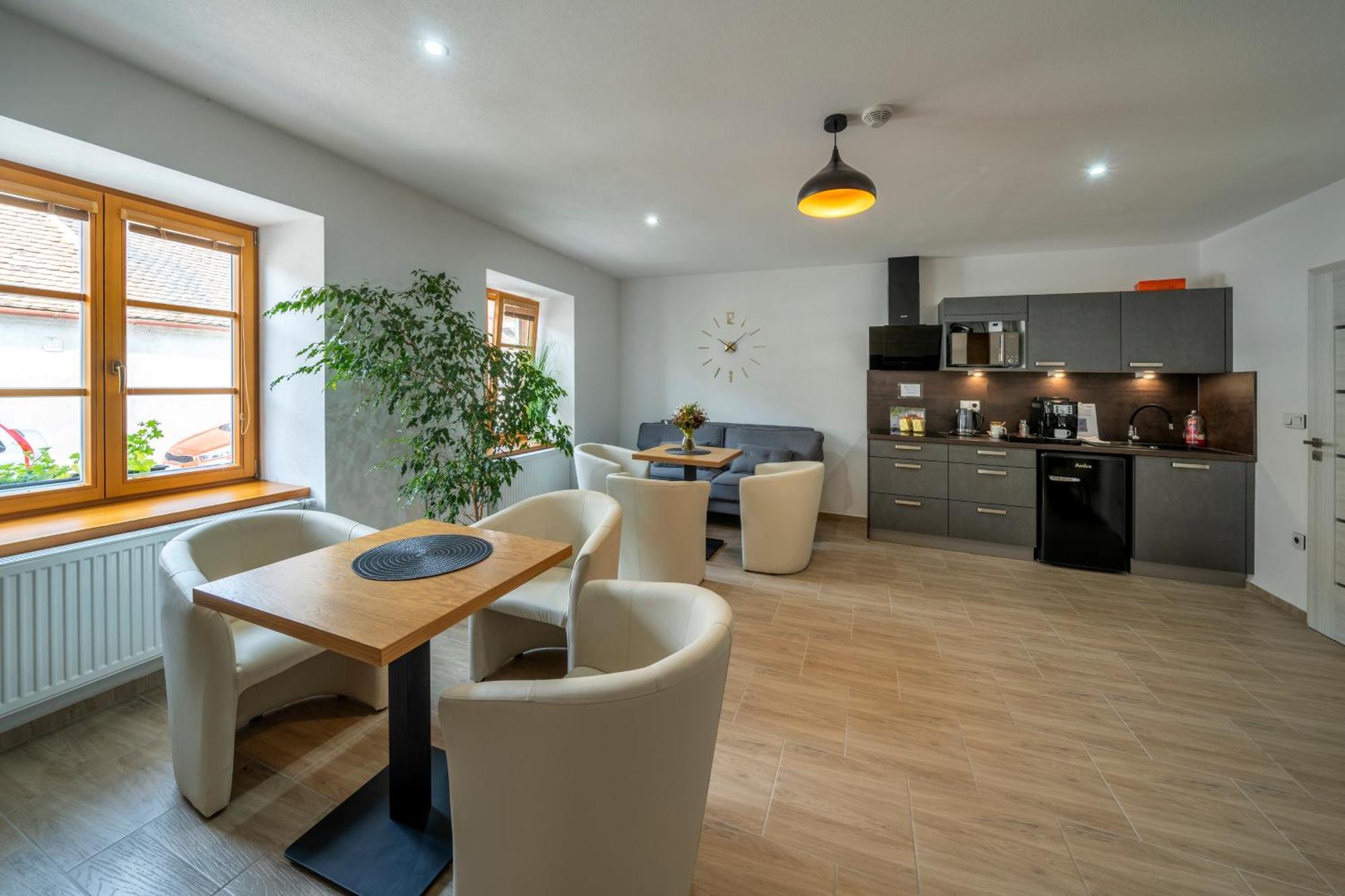 Apartment Pod Namestim 2 Telc